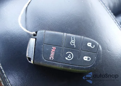 2017 Jeep Grand Cherokee Limited 4X4 z USA, uszkodzony, nr VIN 1C4RJFBG7HC776962